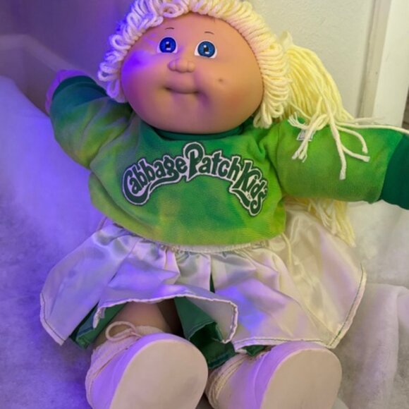 Vintage Cabbage Patch Doll - Picture 4 of 7